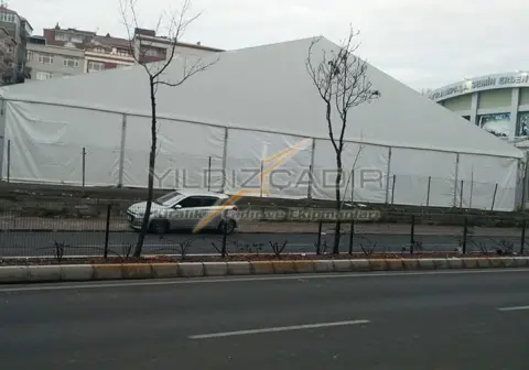 Büyük açıklıklı kapalı hi-tech çadır