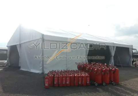 Depolama amaçlı kullanılan kapalı hi-tech çadır