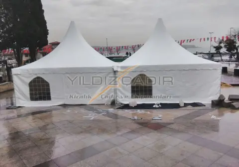 Yan yana iki pencereli kubbeli çadır